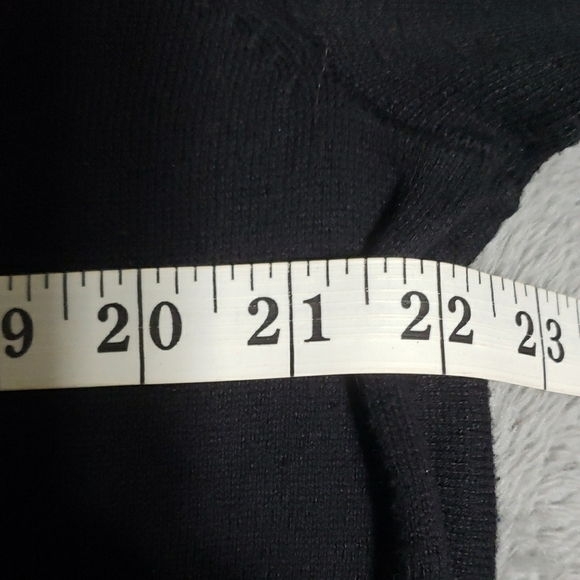 a.n.a . Black Women's Sweater; Open Waterfall Front; Soft & Comfy.  EUC  Size 2X - Picture 10 of 16